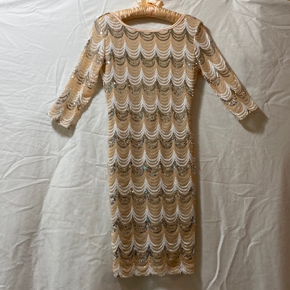 “Crystal Doll” women’s sequin cocktail bodycon dress with a low back. Size Large - Picture 2 of 7